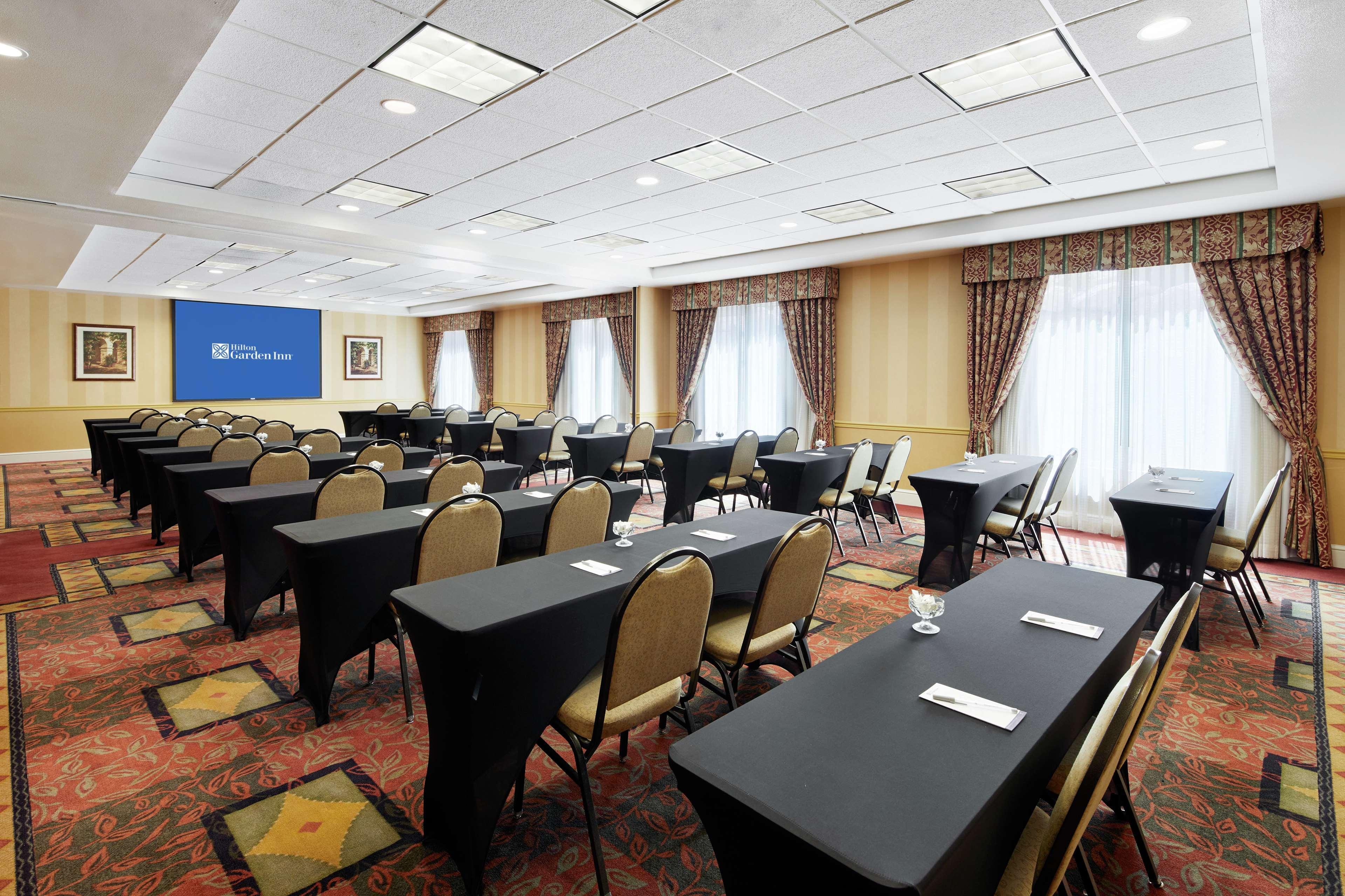 Hilton Garden Inn Las Vegas/Henderson Bagian luar foto