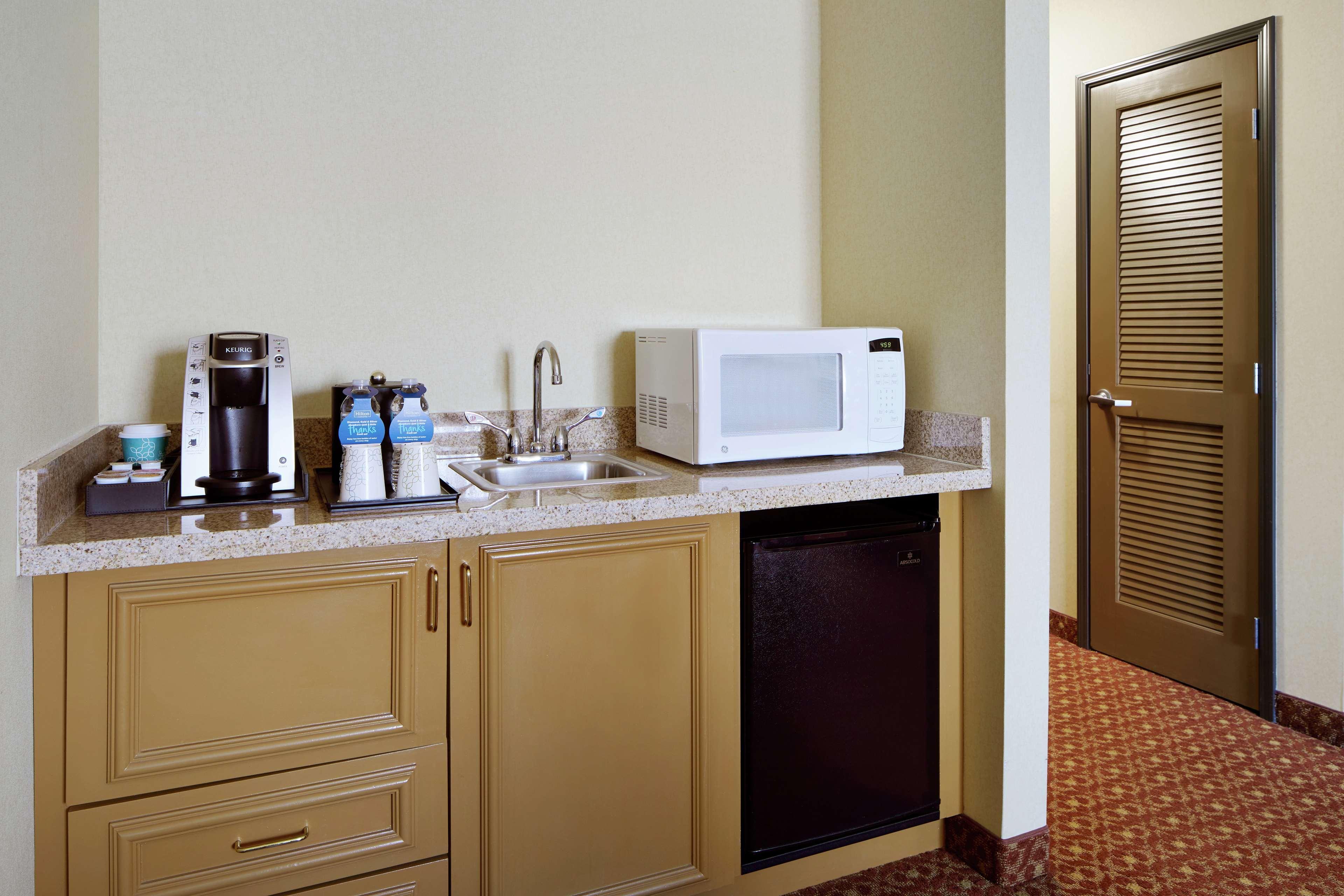 Hilton Garden Inn Las Vegas/Henderson Bagian luar foto