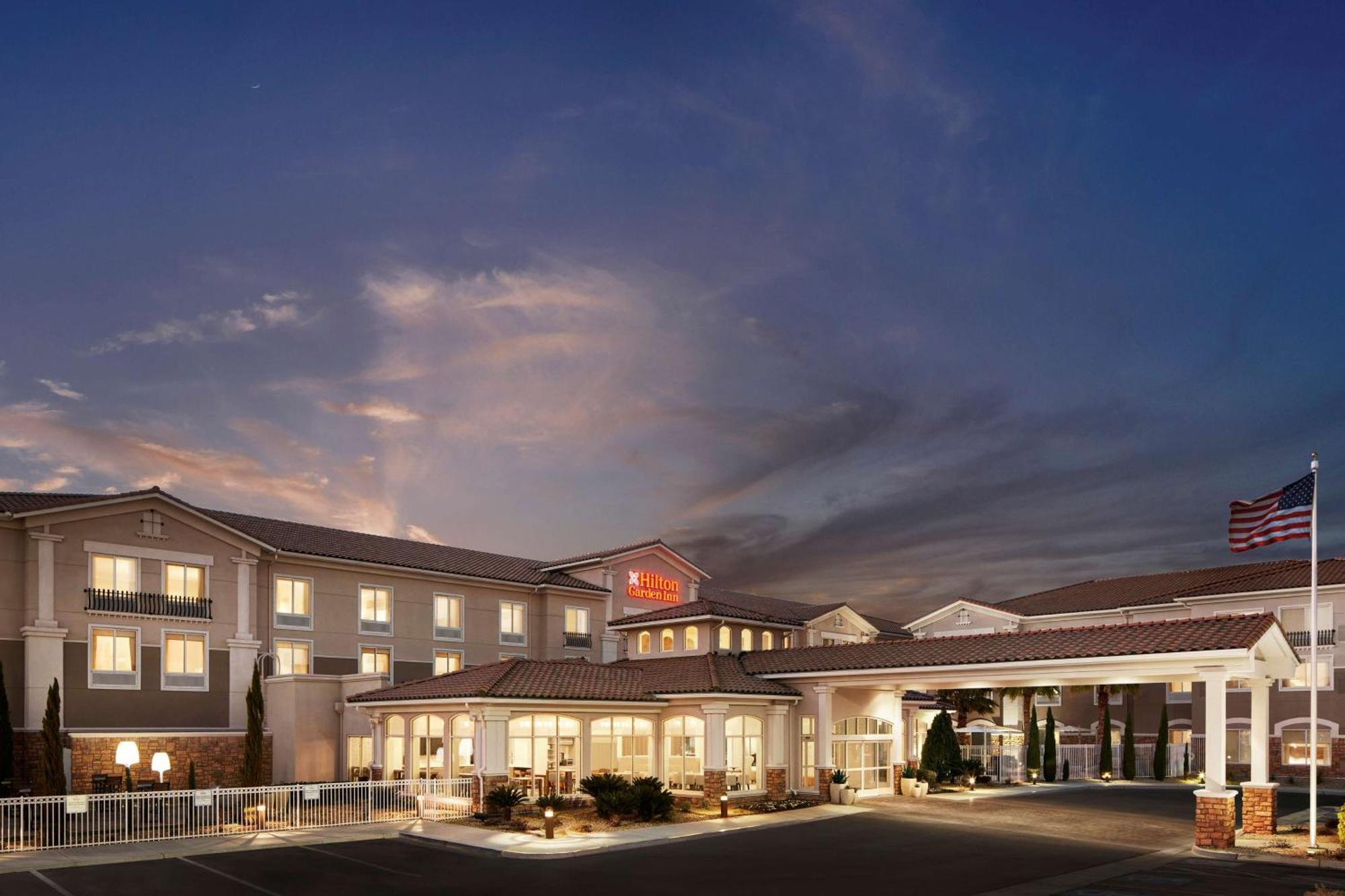 Hilton Garden Inn Las Vegas/Henderson Bagian luar foto